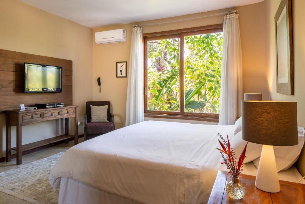 Superior Double Room - Leela room - Image 2