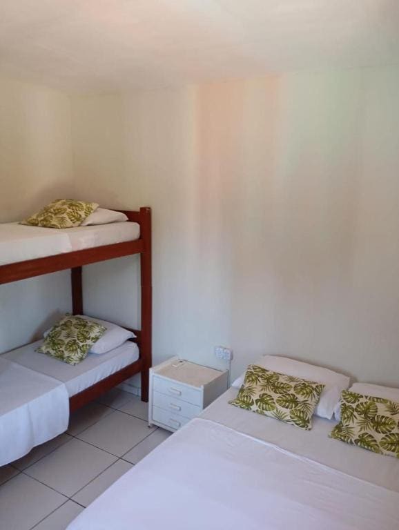 Family Room with Private Bathroom room - Image 1