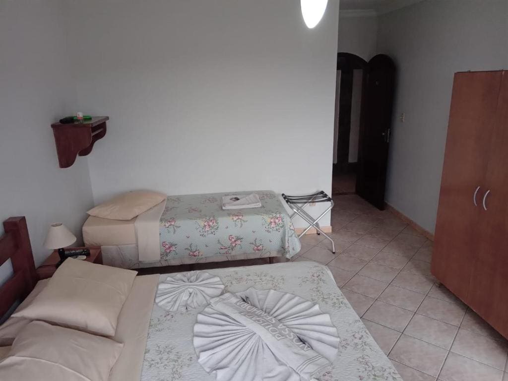 Basic Triple Room room - Image 3