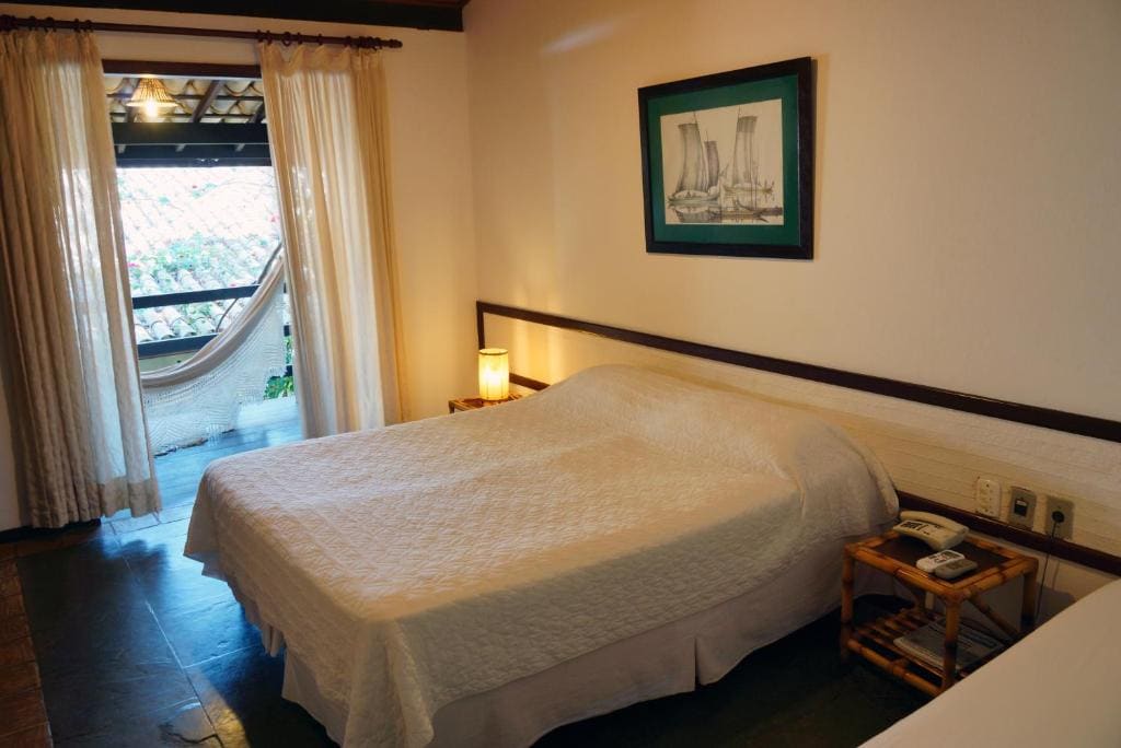 Standard Room with Balcony room - Image 3