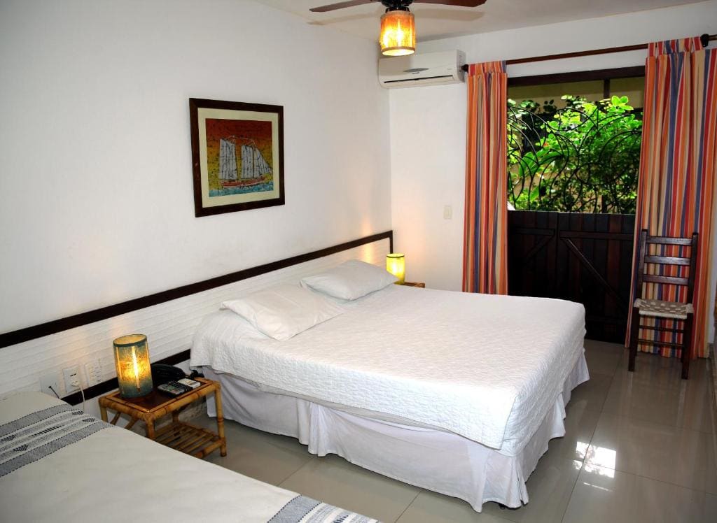 Standard Room with Balcony room - Image 2