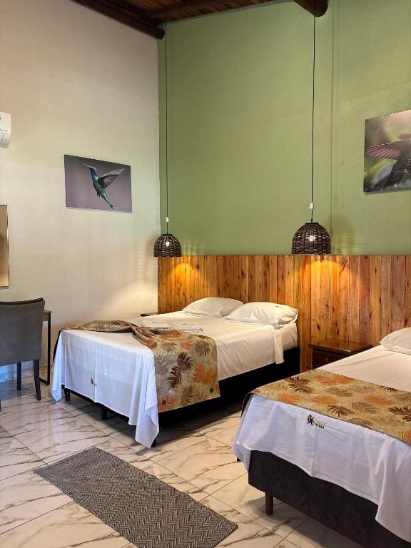 Quadruple Room with Bath room - Image 1