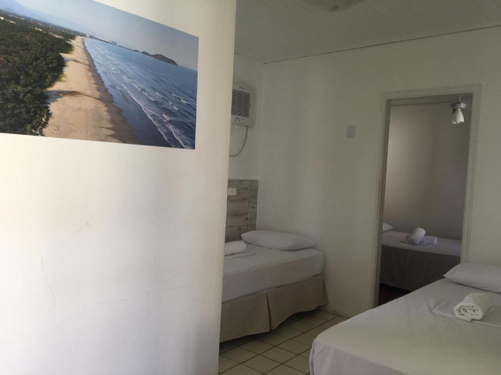 Deluxe Family Suite room - Image 3