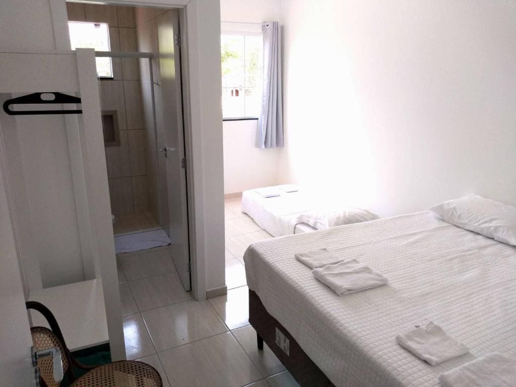 Double Room with Extra Bed room - Image 3