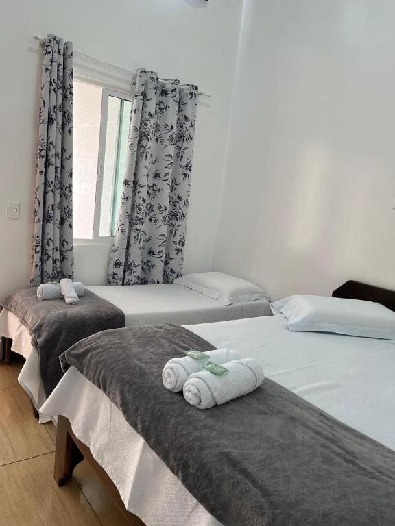 Deluxe Triple Room room - Image 2