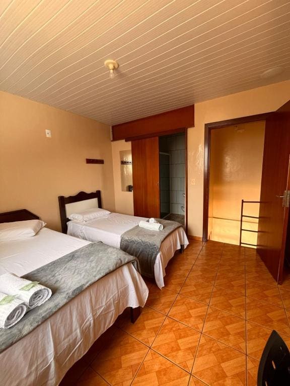 Standard Double Room room - Image 2