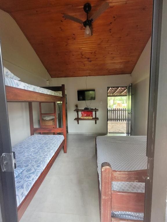 Quadruple Room room - Image 3