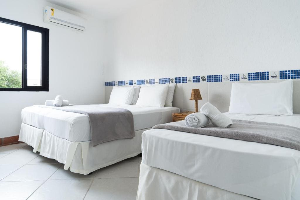 Standard Triple Room room - Image 2