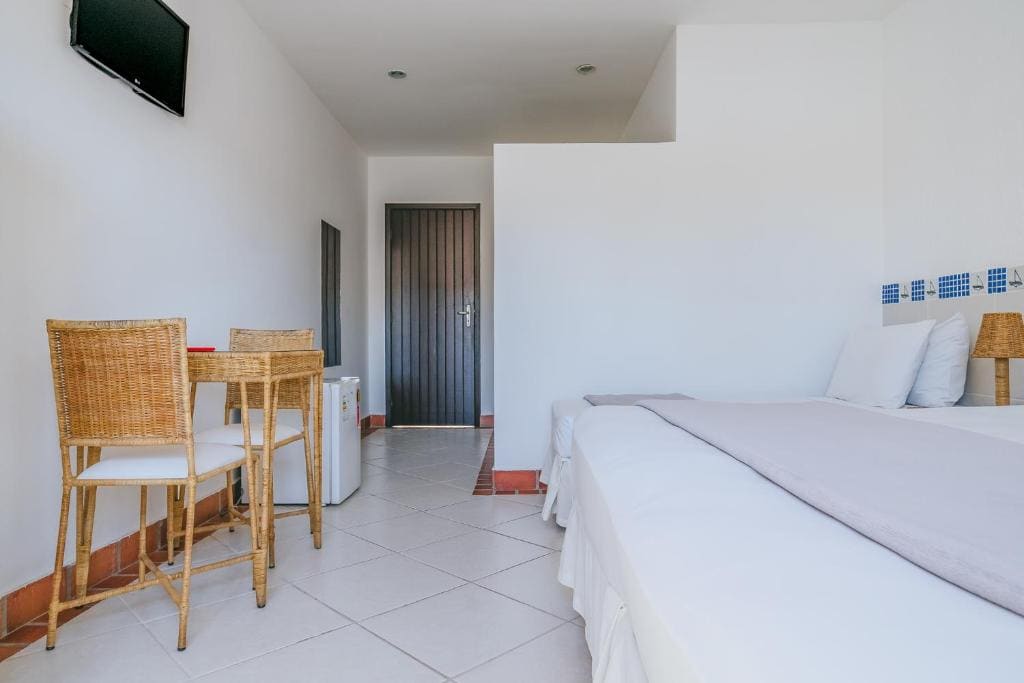Standard Triple Room room - Image 1