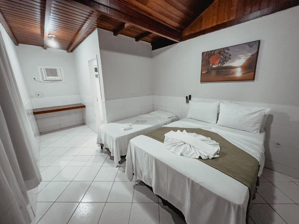 Suite with Garden View room - Image 2