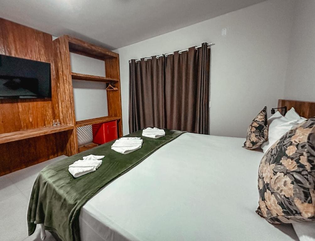 Superior Suite with Sea View room - Image 3