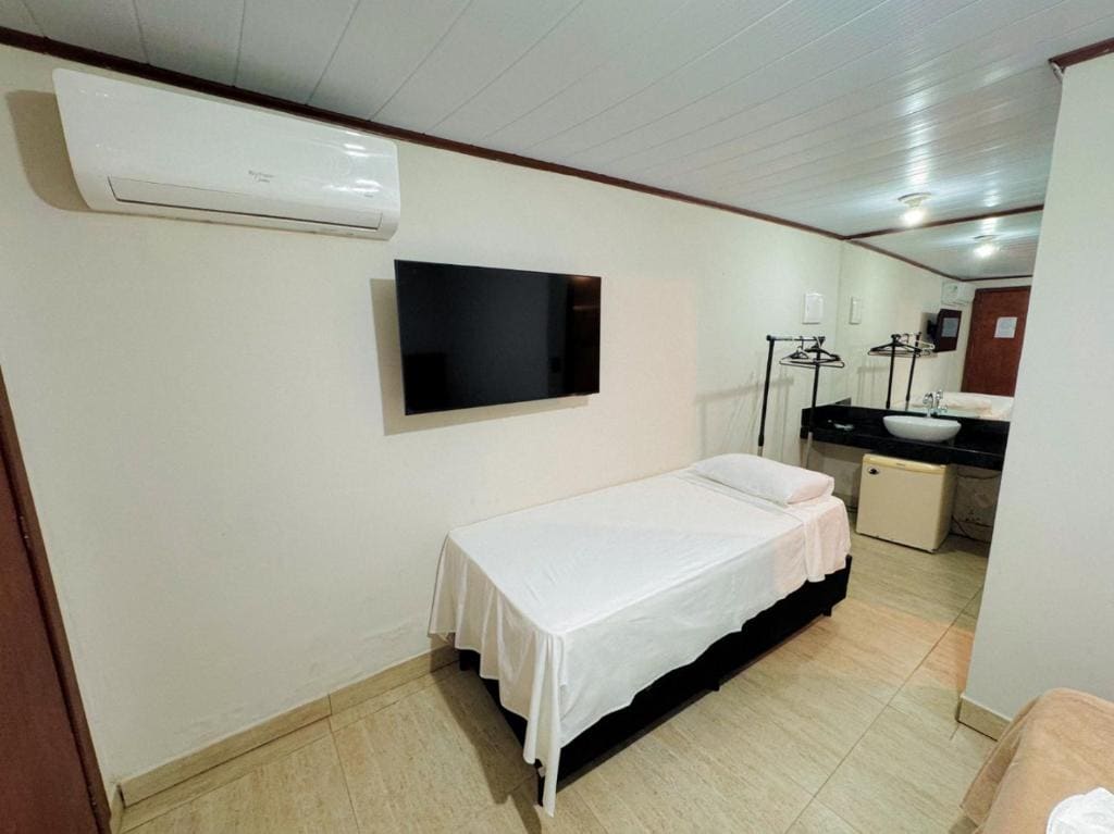 Suite with Garden View room - Image 3