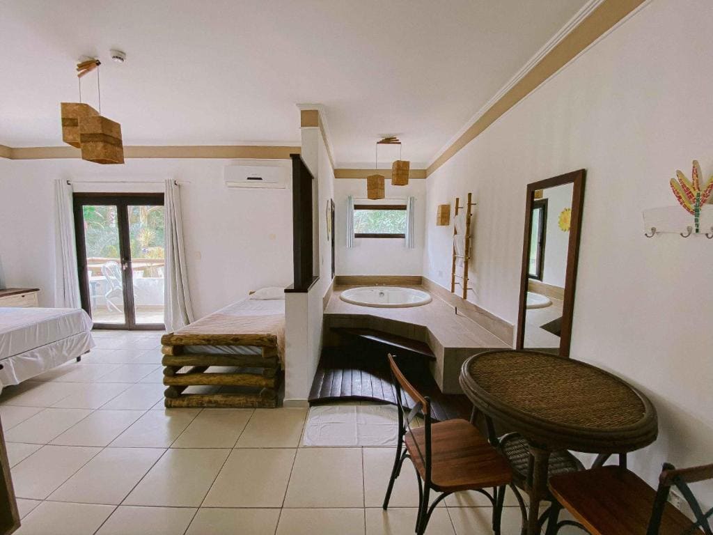 Suite Master with Spa Bath room - Image 2