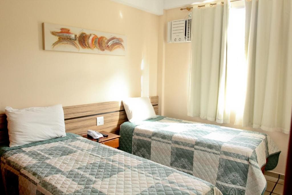 Deluxe Room room - Image 3
