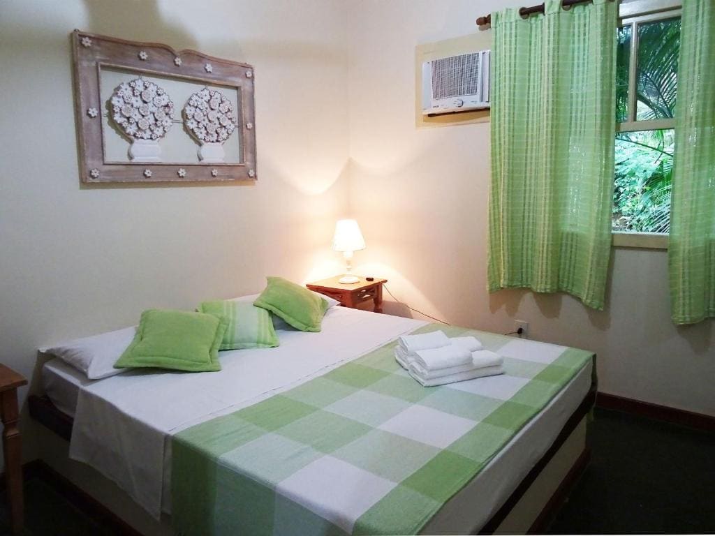 Superior Family Room room - Image 1