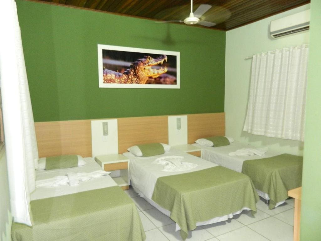 Standard Triple Room room - Image 2