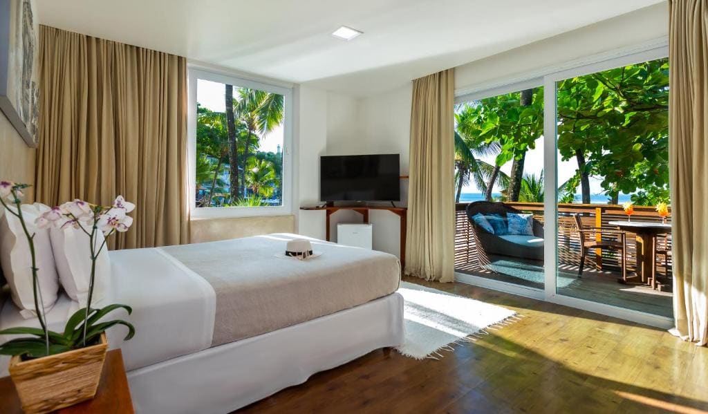 Master Room with Balcony and Frontal Sea View room - Image 2