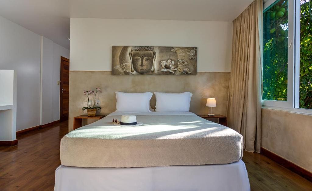 Master Room with Balcony and Frontal Sea View room - Image 1