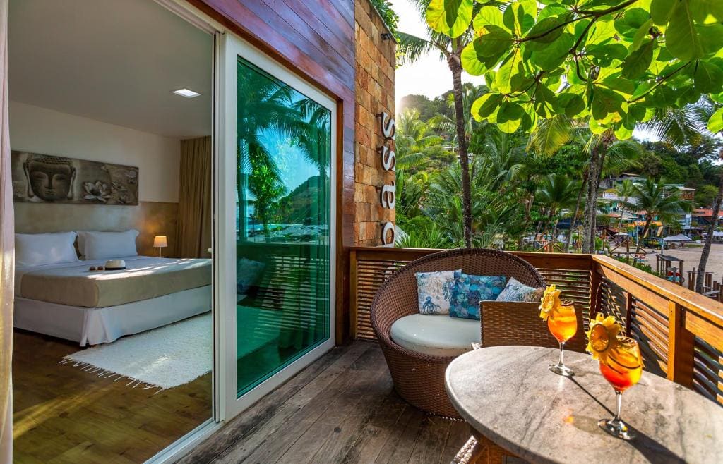 Master Room with Balcony and Frontal Sea View room - Image 3