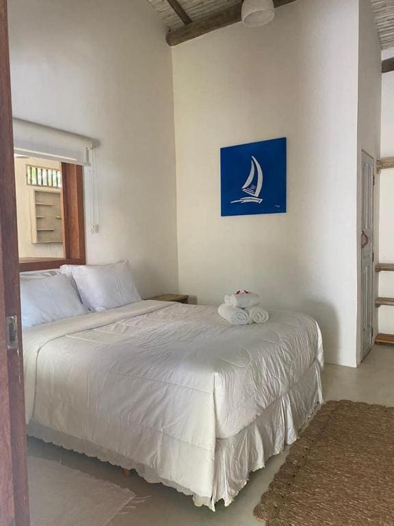 Deluxe Queen Suite room - Image 2