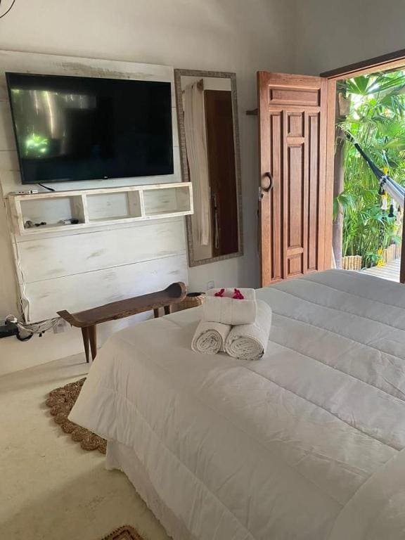 Deluxe Queen Suite room - Image 1