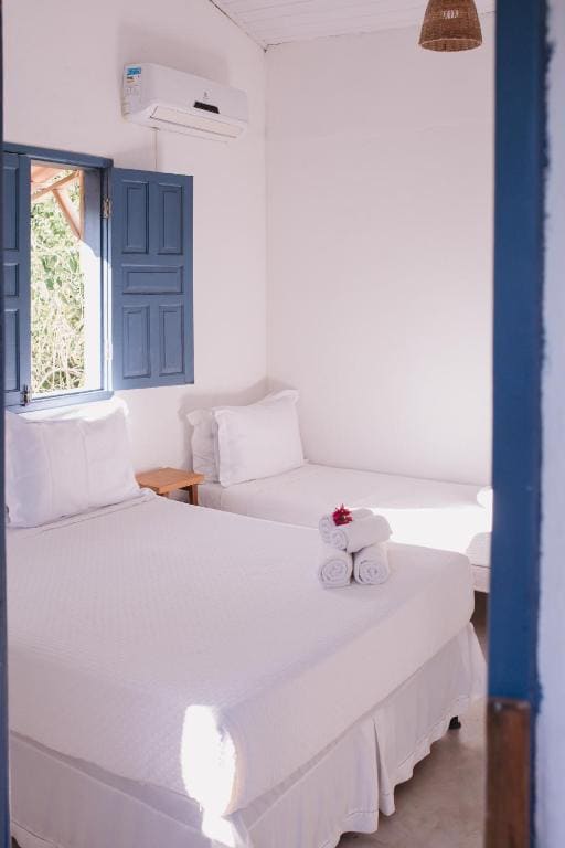 Standard Triple Room room - Image 1