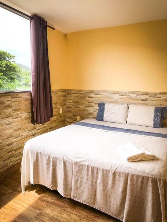 Standard Double Room room - Image 2
