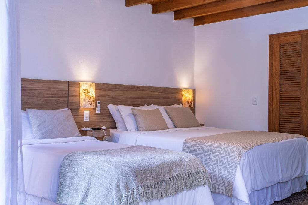 Superior Chalet with Jacuzzi room - Image 1