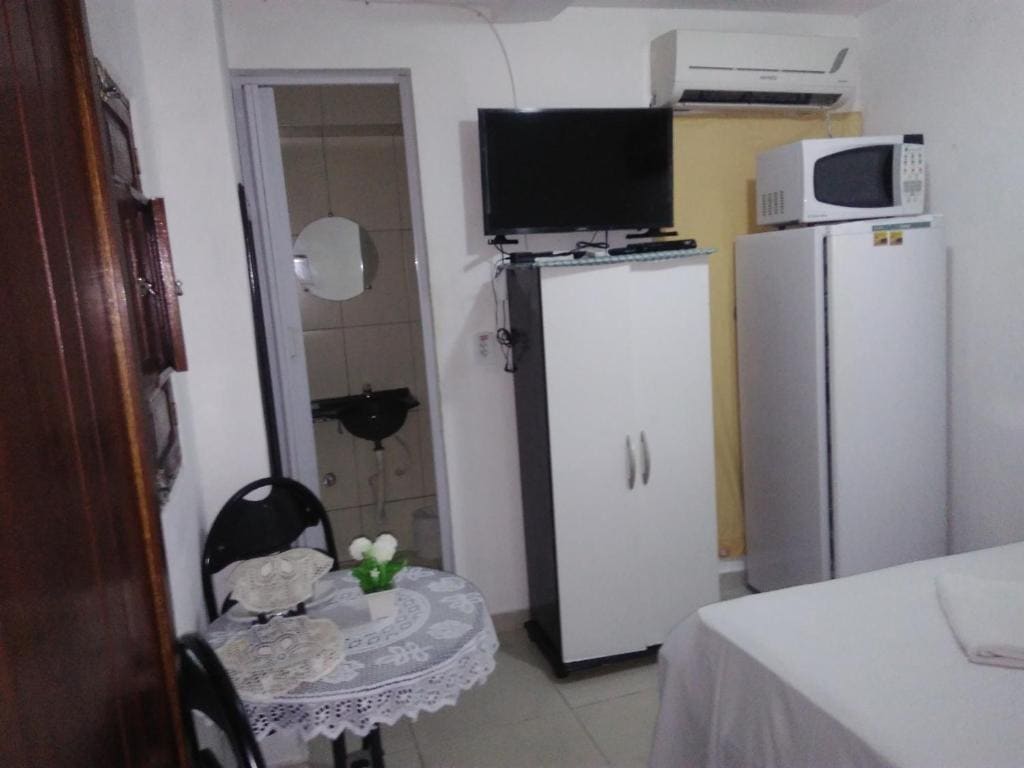 Double Room with Private Bathroom room - Image 3