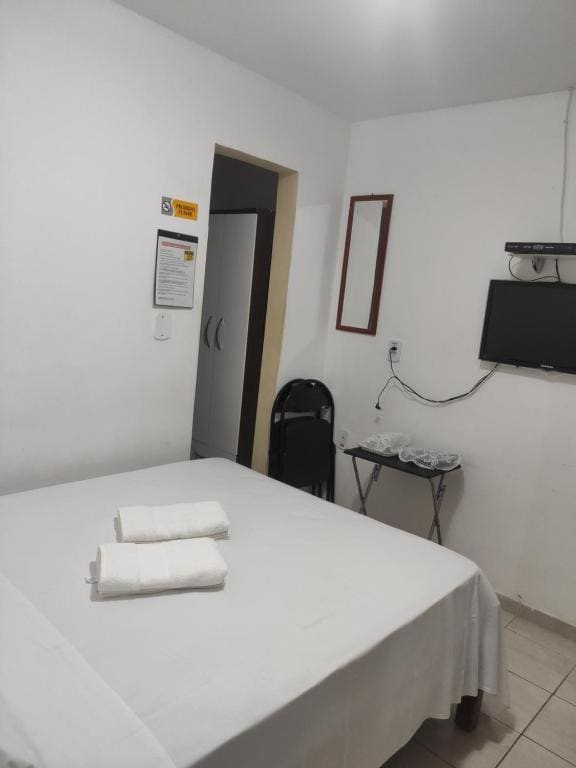 Double Room with Private Bathroom room - Image 2