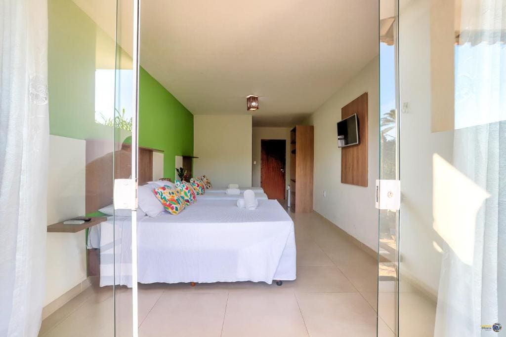 Queen Suite room - Image 2