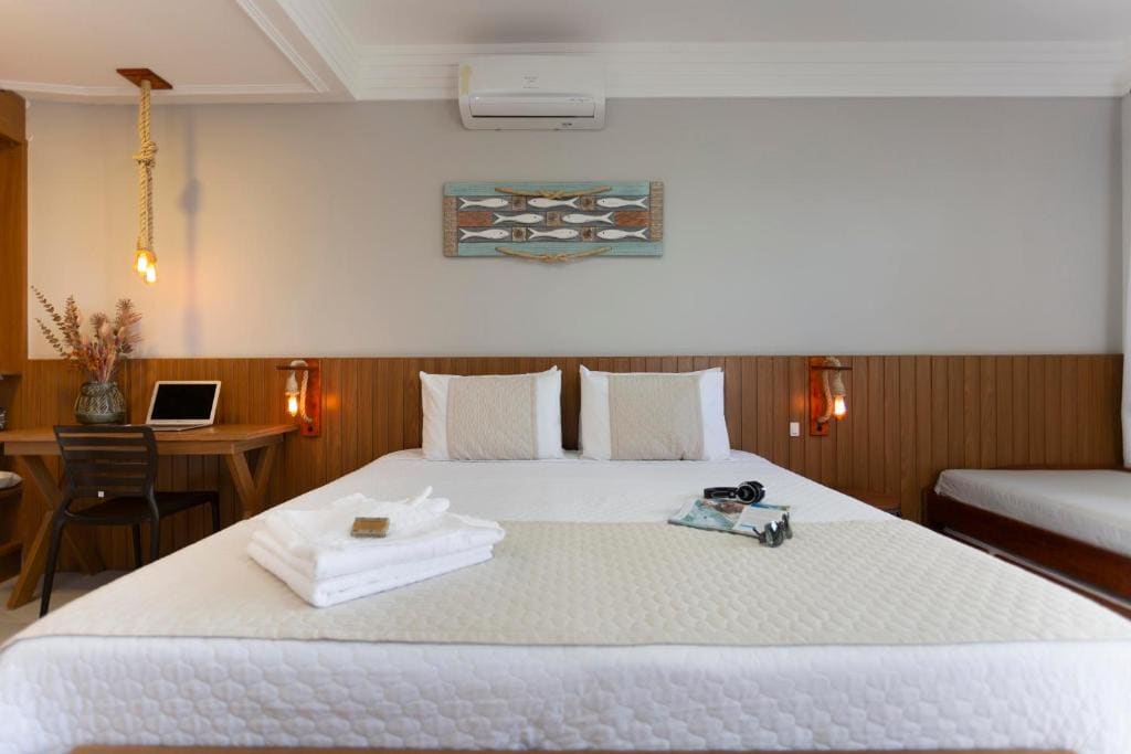 Deluxe Double Room with Sea View room - Image 2