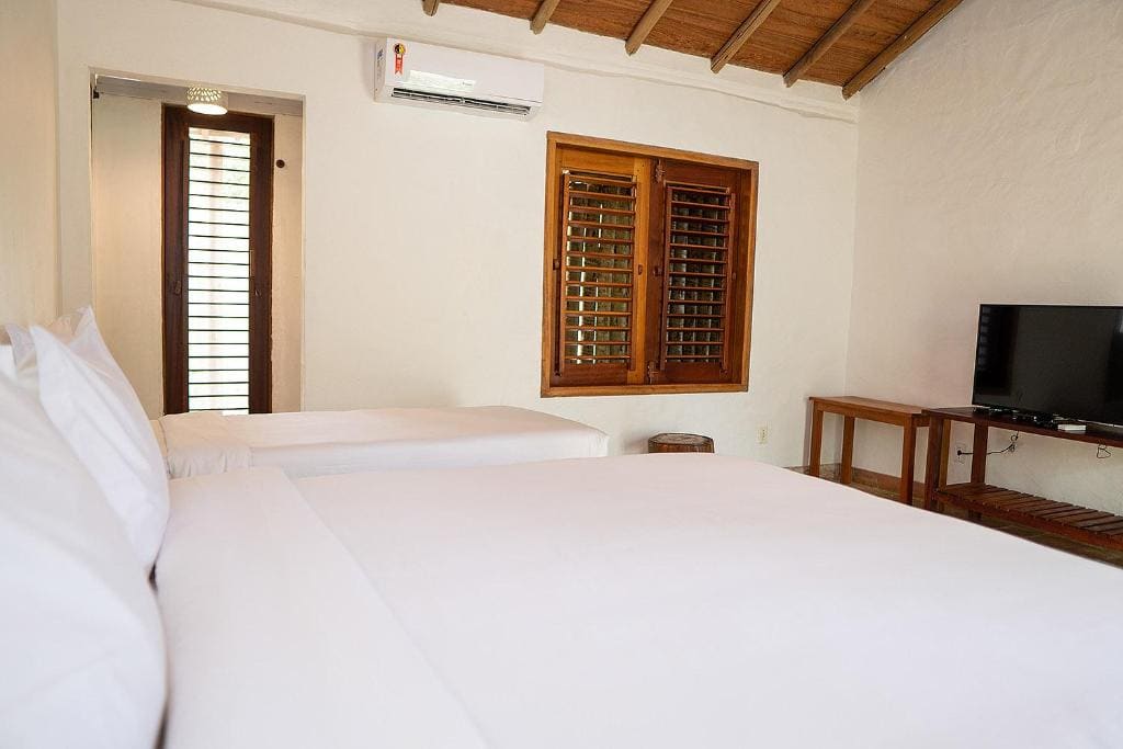 Standard Triple Suite room - Image 3