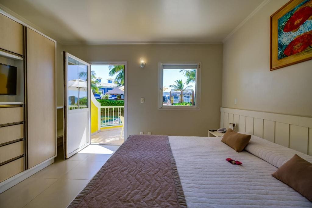 Apartment with Garden View and Balcony room - Image 2