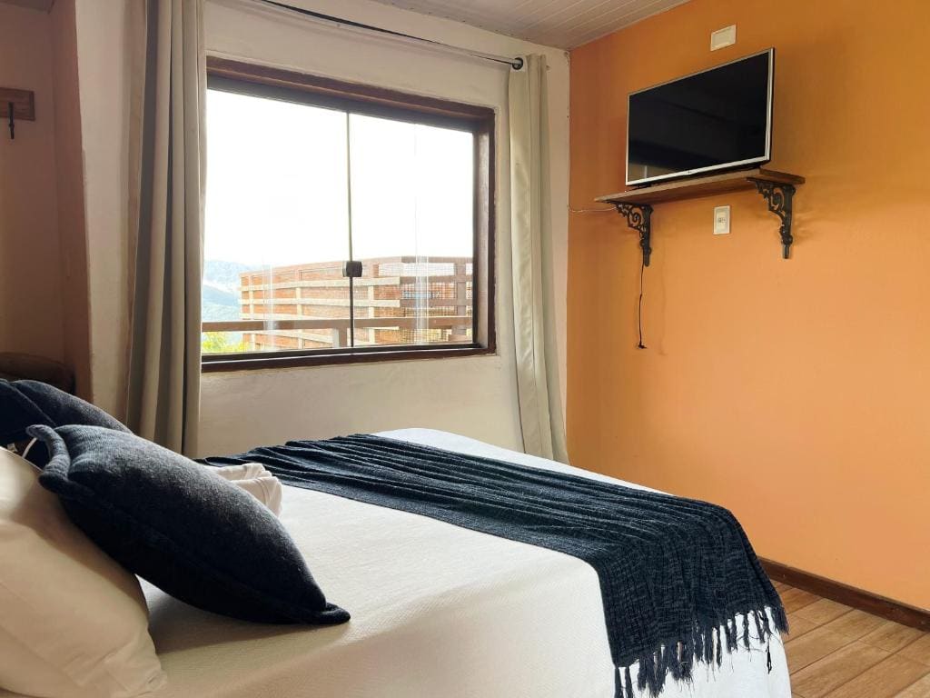 Queen Suite room - Image 2