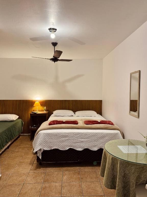 Triple Room with Bathroom room - Image 2