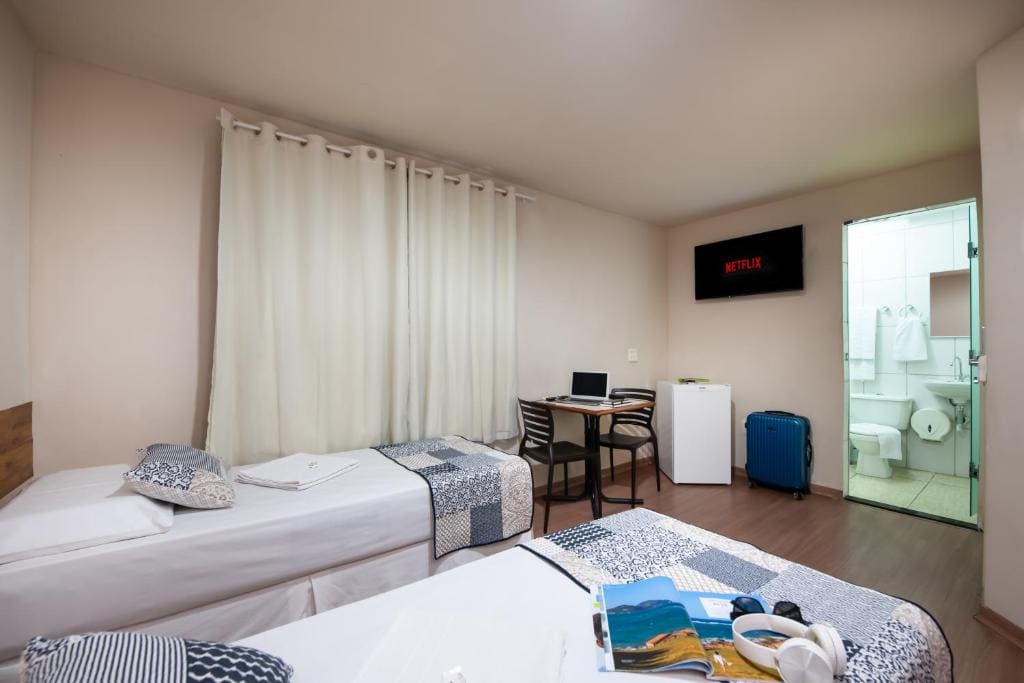 Deluxe Triple Room room - Image 1