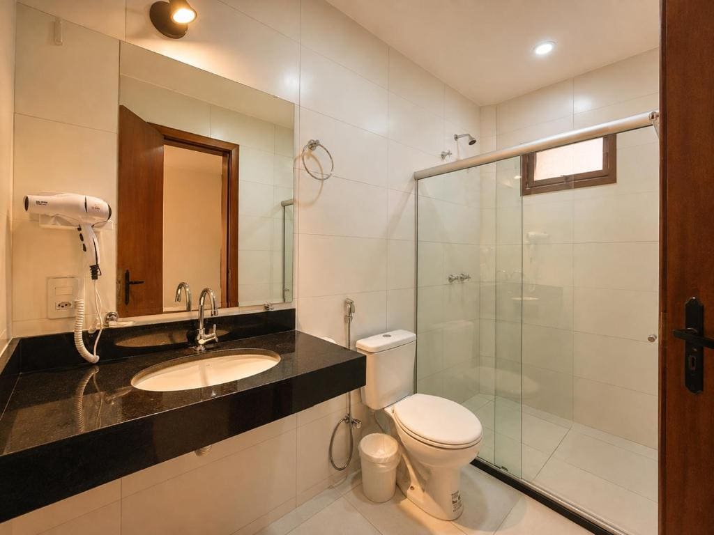 Deluxe Suite room - Image 3