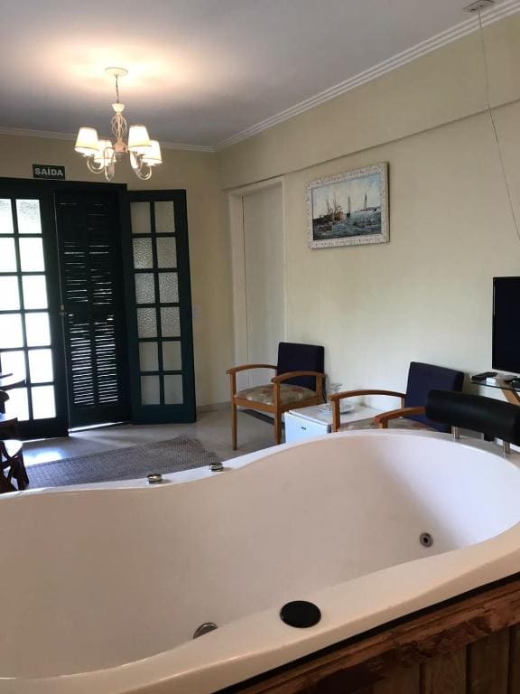 Superior Chalet room - Image 3