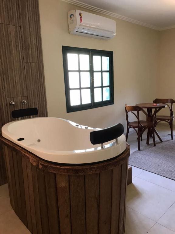Superior Chalet room - Image 2