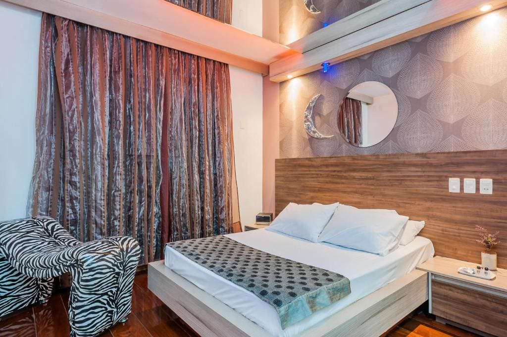 Double Room with Spa Bath room - Image 3