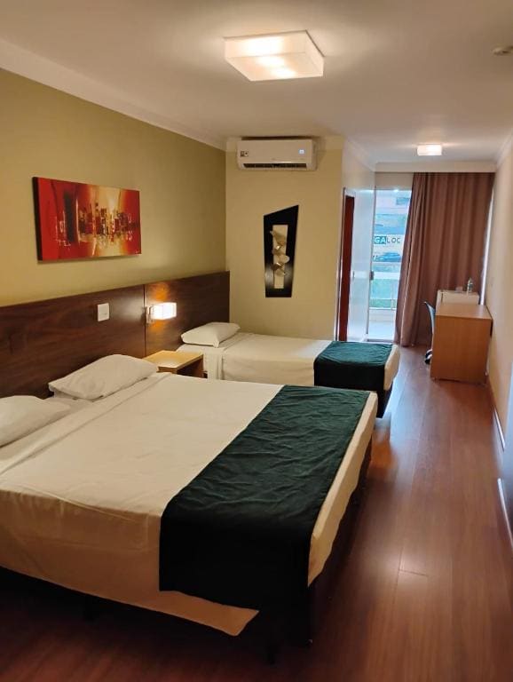 Superior Queen Room room - Image 1