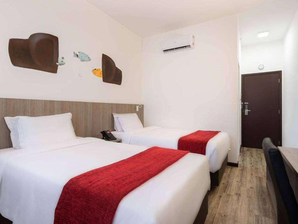 Standard Twin Room room - Image 3