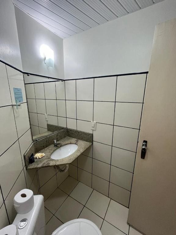 Budget Triple Room room - Image 2