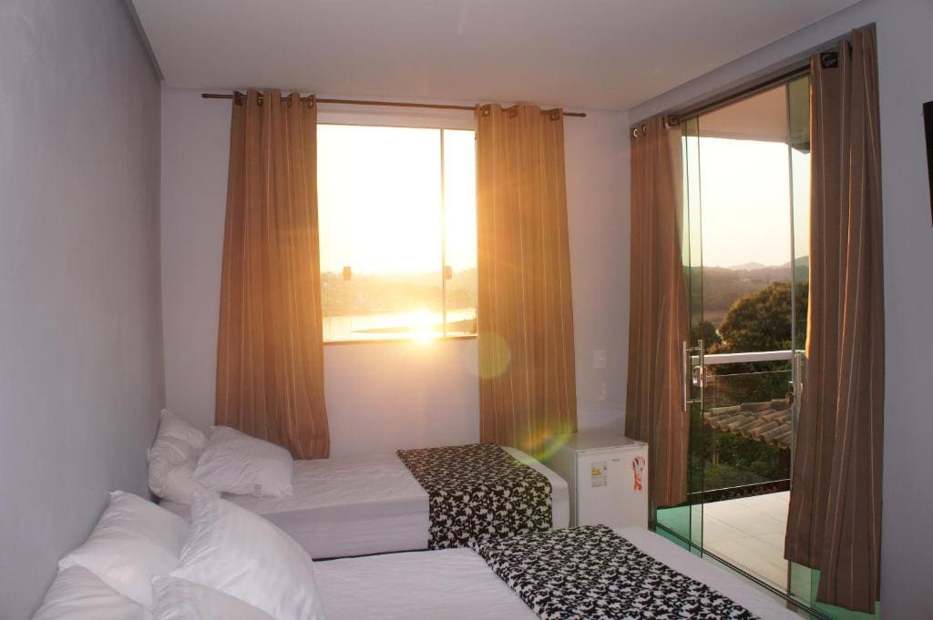 Classic Triple Room room - Image 3