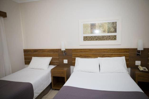 Superior Triple Room room - Image 1
