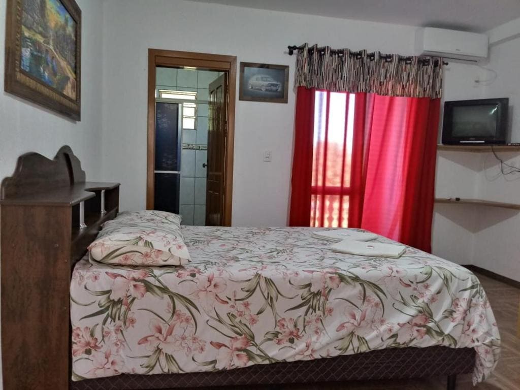 Triple Room with Private Bathroom room - Image 1