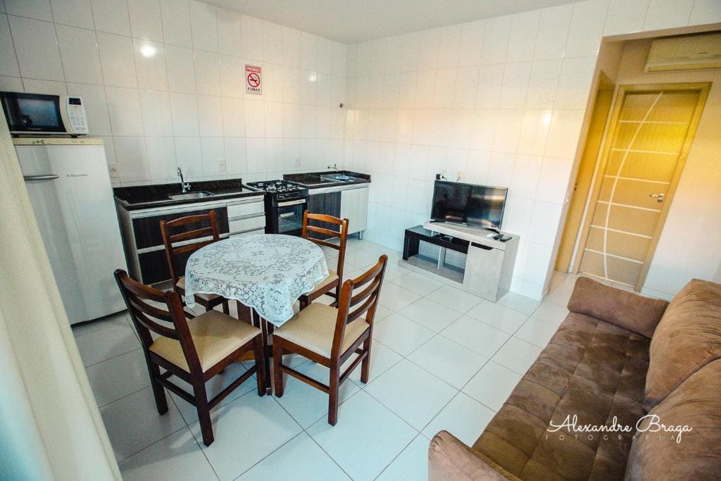 Deluxe One-Bedroom Apartment room - Image 2