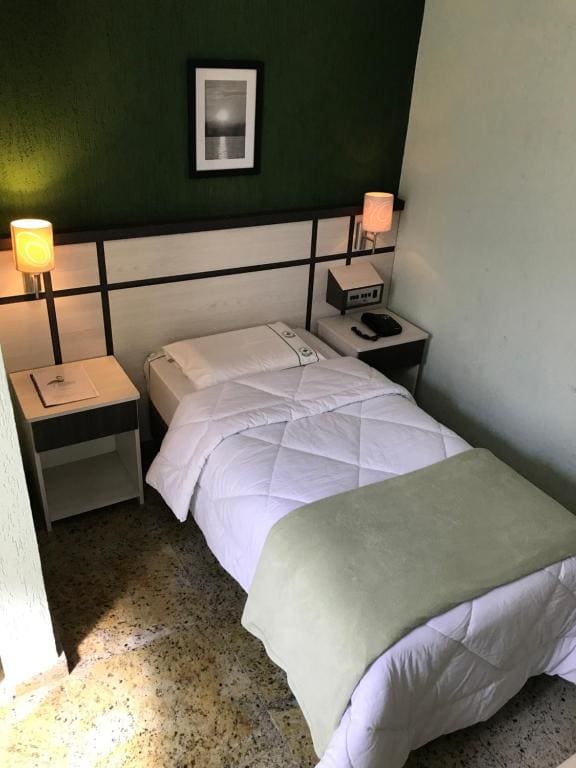 Standard Single Room room - Image 1