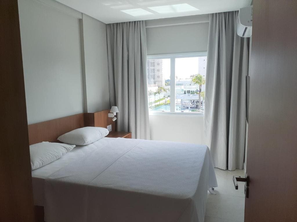 Apartment room - Image 2